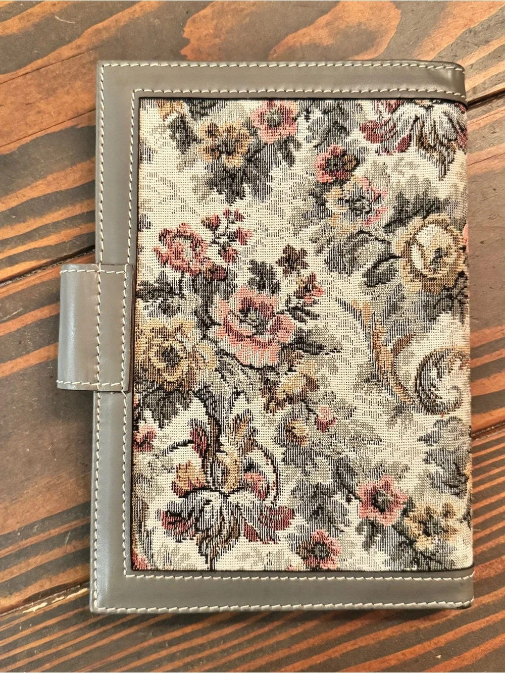 Vintage French Luggage Company Gray Rose Tapestry Memo Pad Holder Organizer